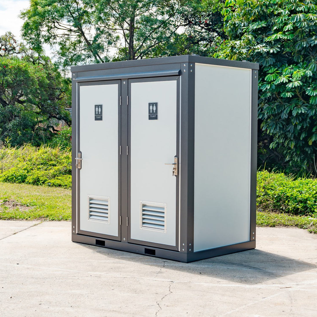 Chery Industrial 2 Private Toilet Stalls Portable Restroom