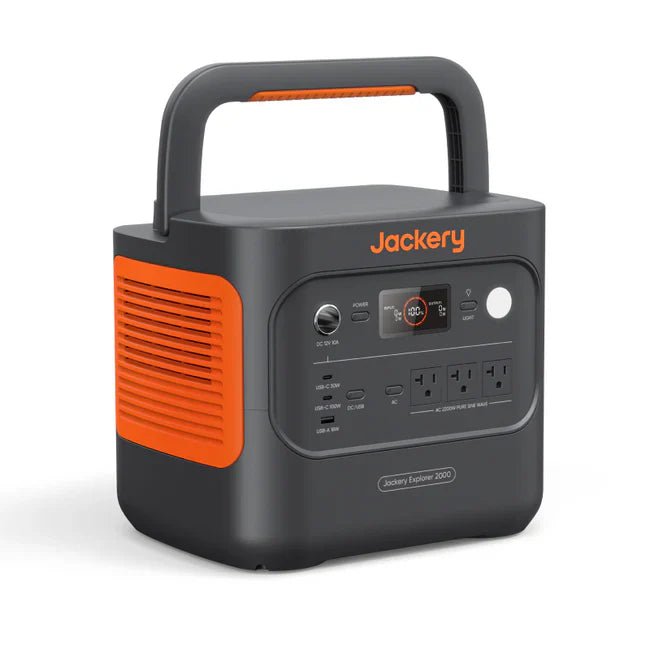 Jackery Explorer 2000 V2 Solar Generator + SolarSaga 500 X