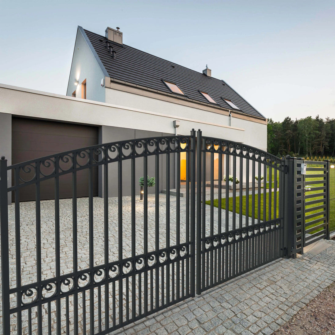Chery Industrial 18x6 ft Steel Dual Swing Driveway Gate - PARIS Style