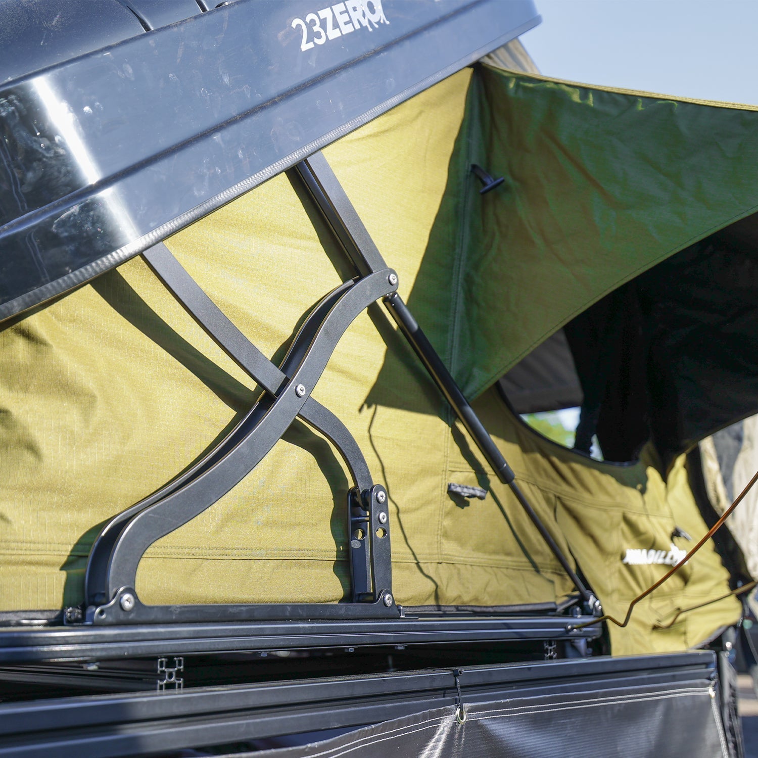 23ZERO Armadillo® X Roof Top Tent