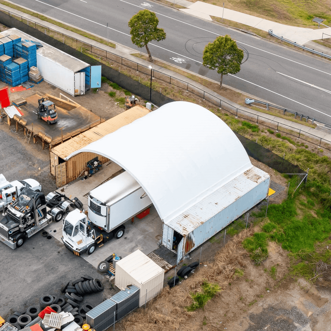 Chery Industrial 40x40x13 ft Container Shelter with Closed Back Panel