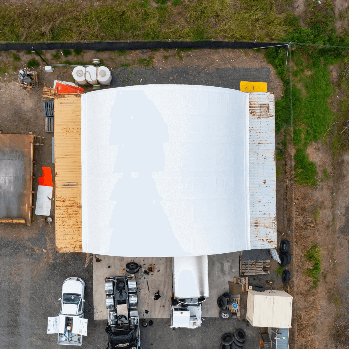 Chery Industrial 40x40x13 ft Container Shelter with Closed Back Panel