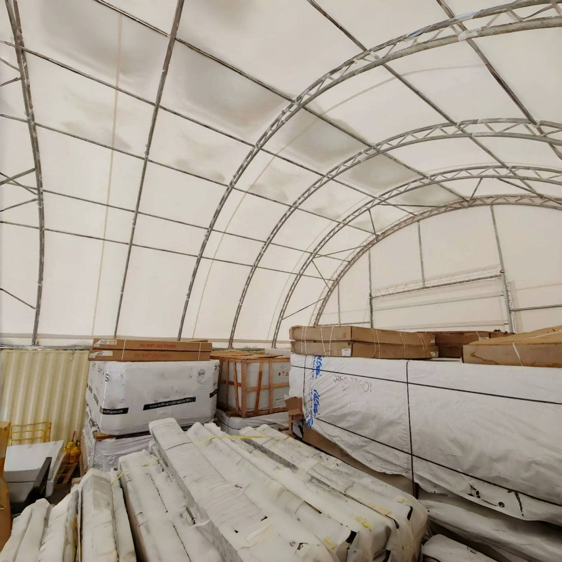 Chery Industrial 40x40x15 ft Container Shelter with Closed Back Panel
