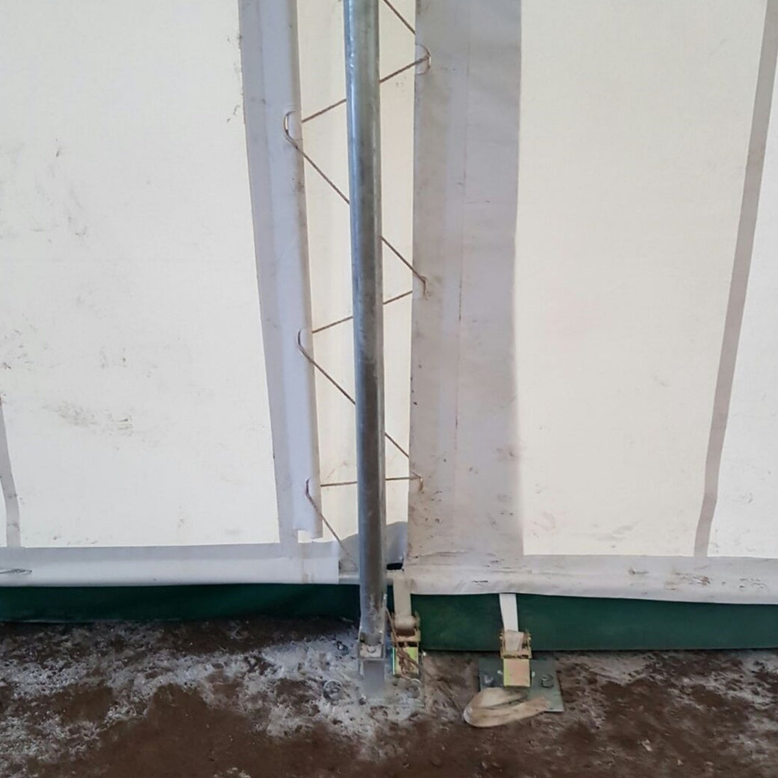 Chery Industrial W40'xL64'xH23' Double Truss Storage Shelter