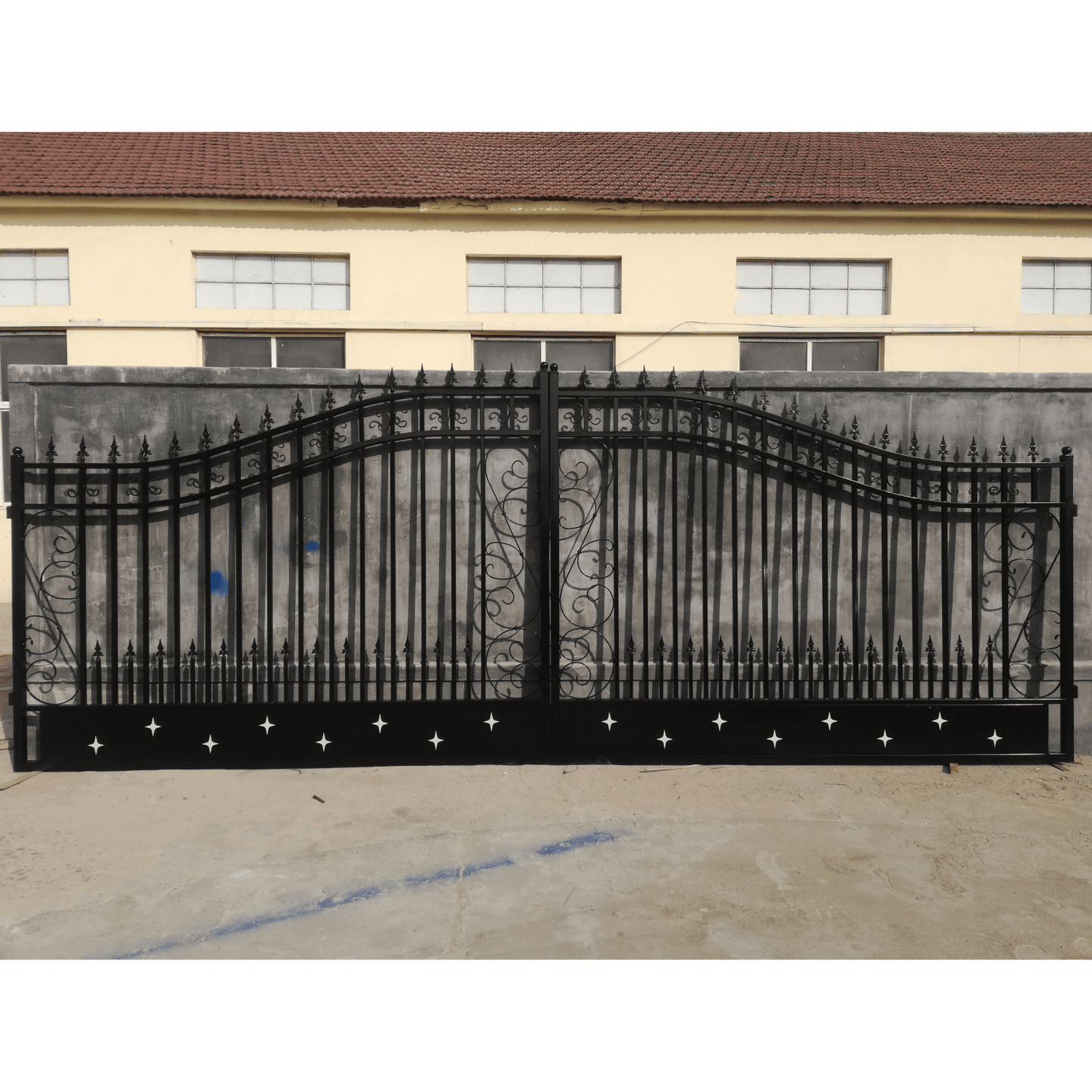 Chery Industrial 14x8 ft Steel Dual Swing Driveway Gate