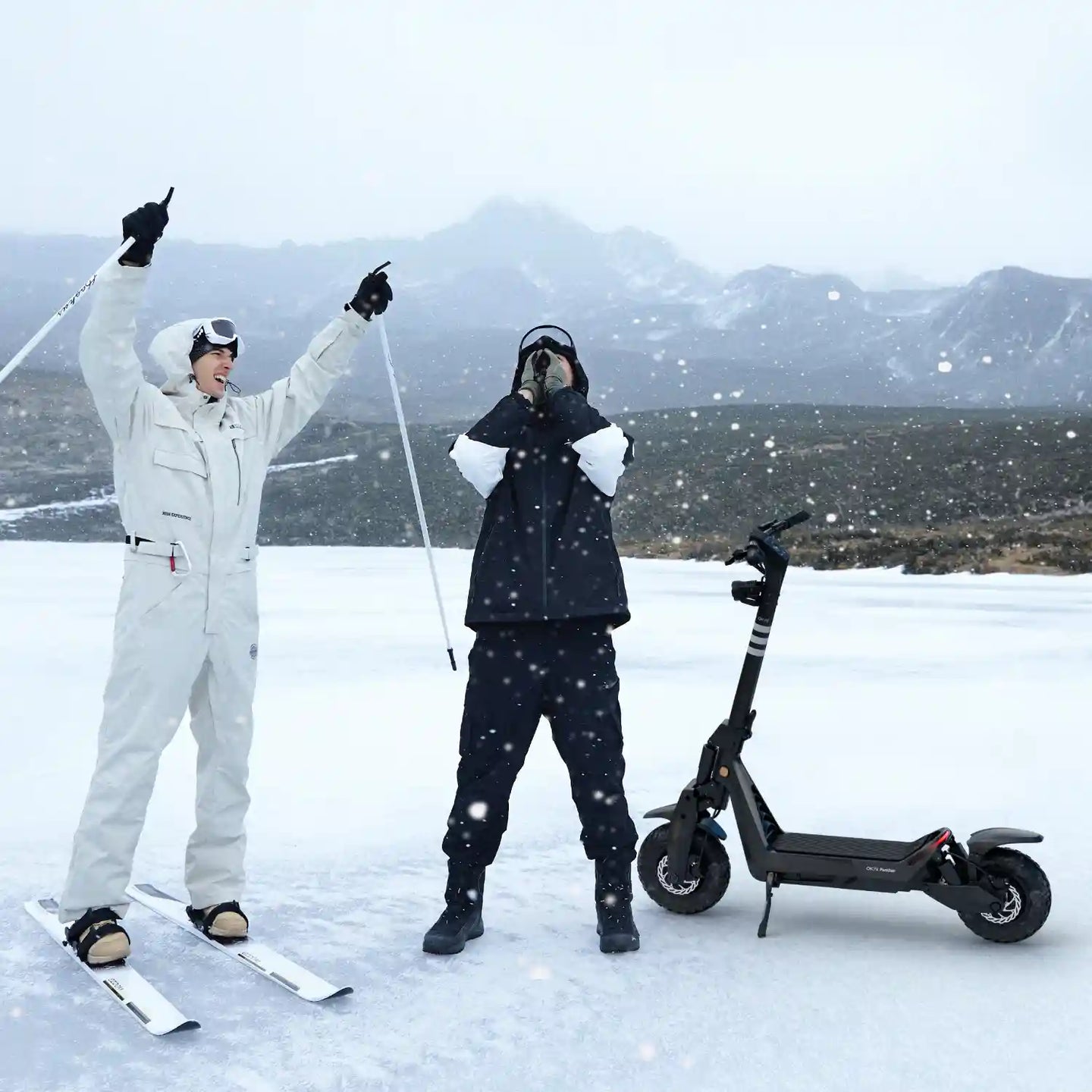 OKAI Panther ES800 Lifestyle
