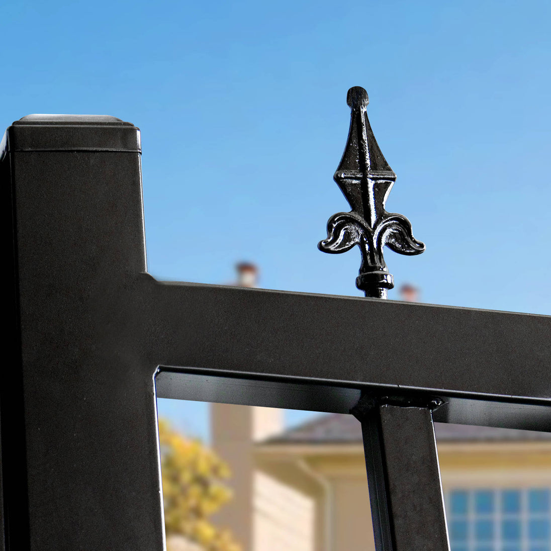 Chery Industrial 20x7 ft Steel Dual Swing Driveway Gate with Rectangular Deer Pattern