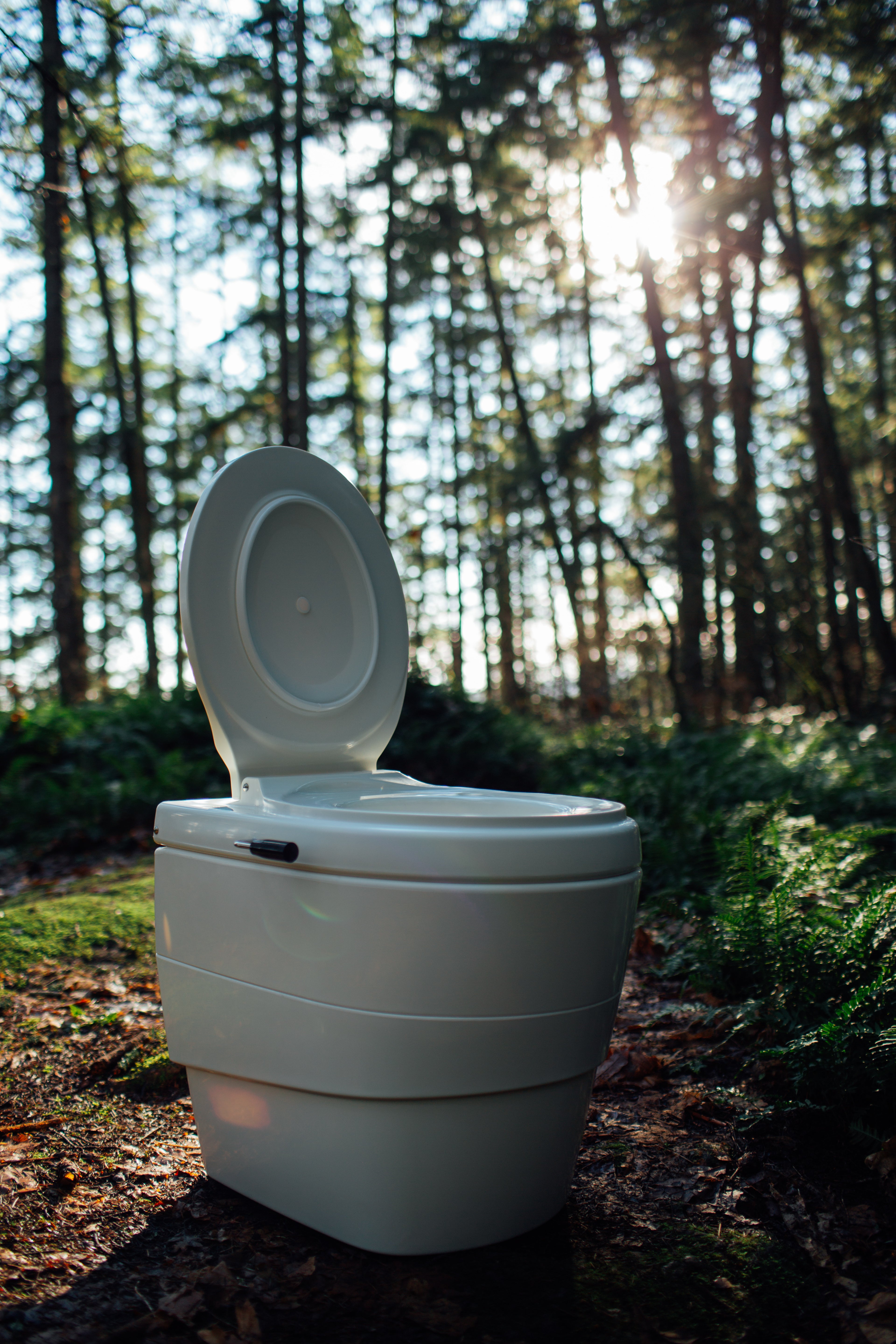 Thinktank Waterless Composting Toilet